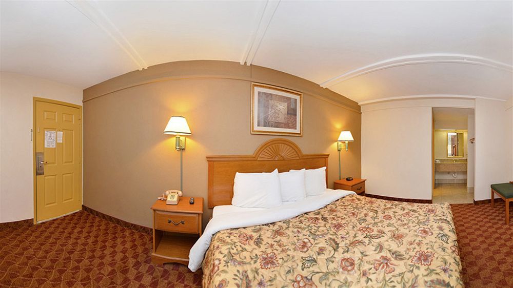 Spanish Trace Inn Athens Eksteriør bilde