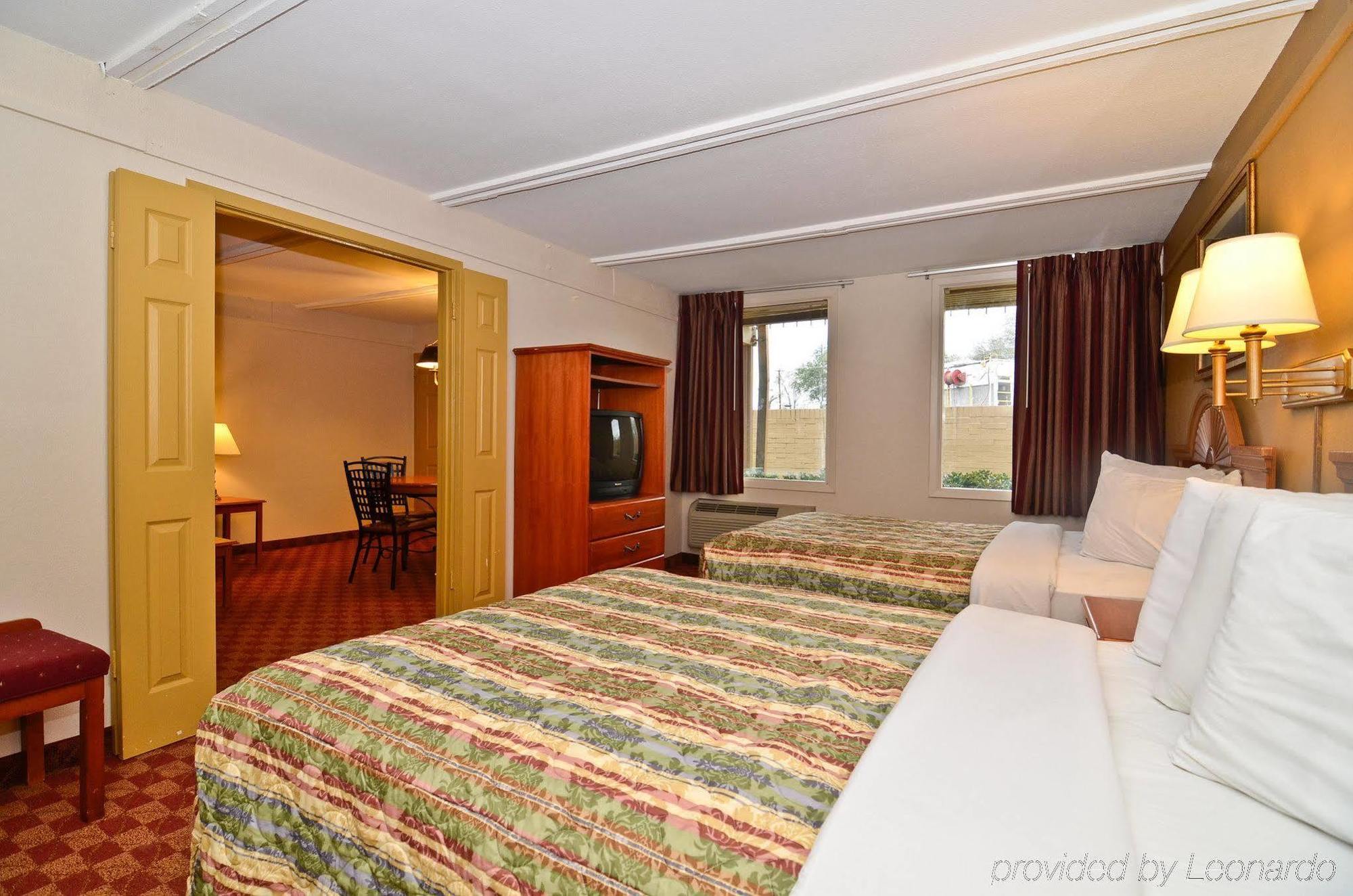 Spanish Trace Inn Athens Rom bilde
