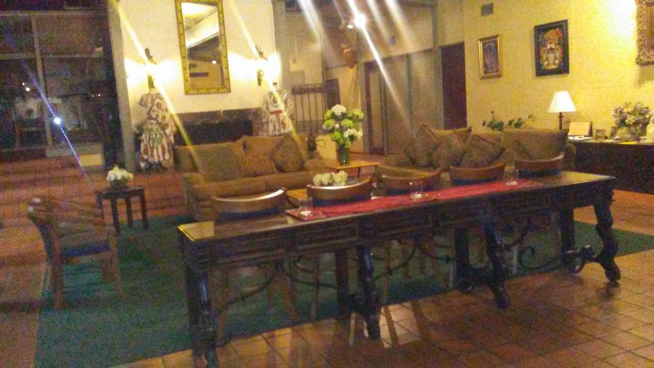 Spanish Trace Inn Athens Eksteriør bilde